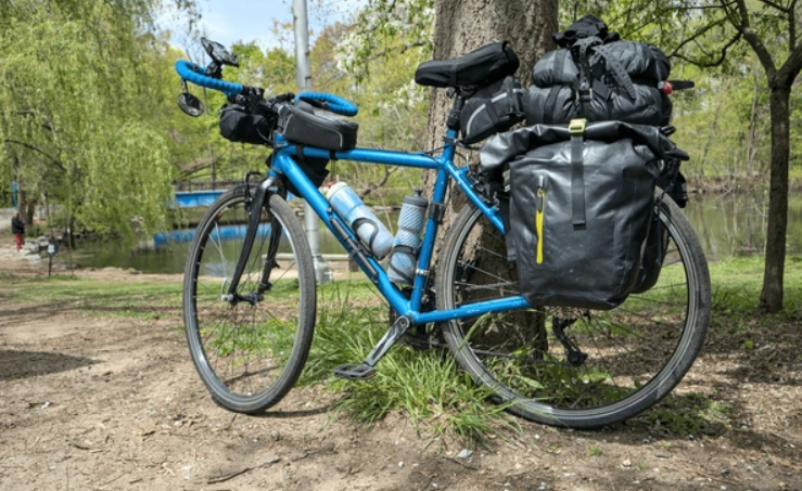 What Size Bicycle Panniers for Touring