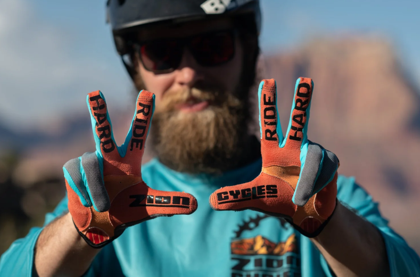 Black Friday cycling gloves